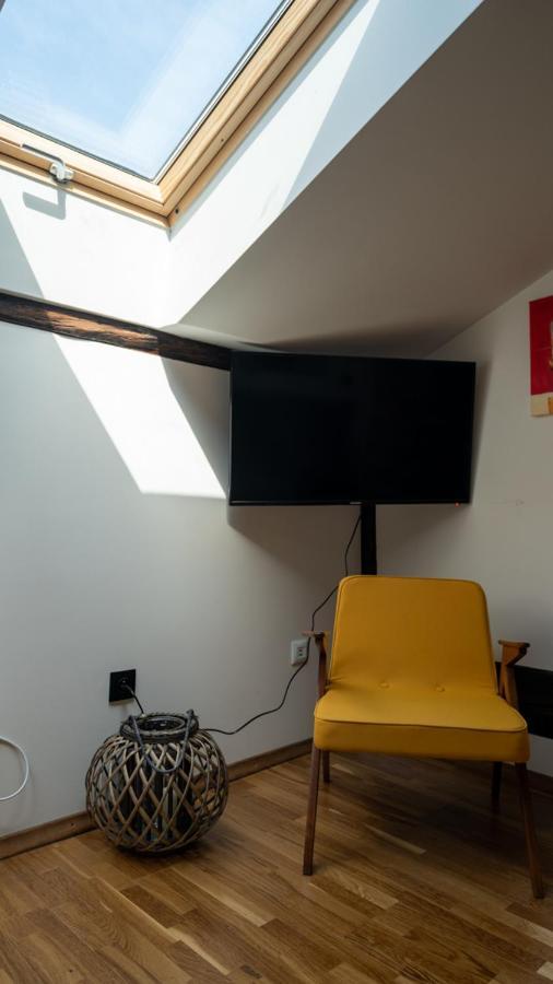 Rynek 22 Apartment *